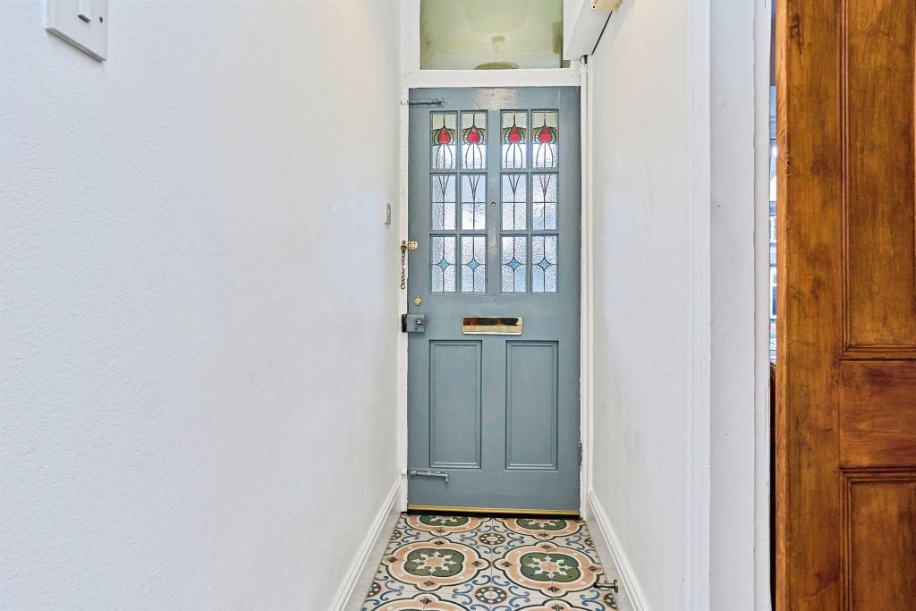 Property photo 2 of 21