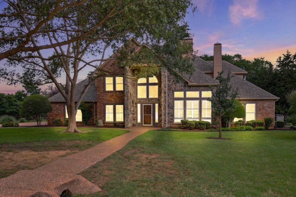 Property photo 1 of 4
