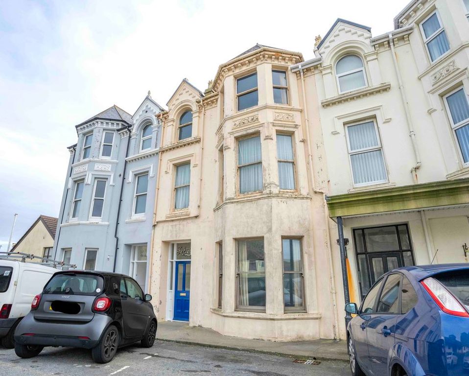 Property photo 1 of 39 Photo 34