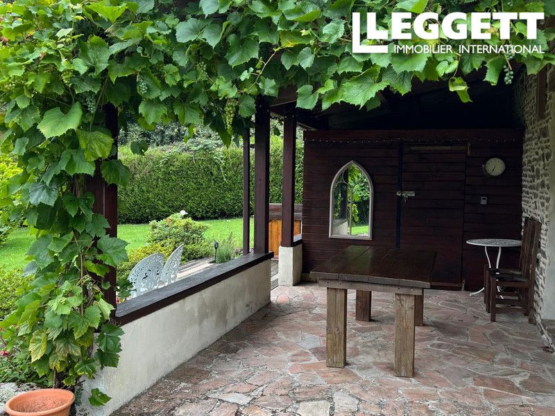 Property photo 3 of 10