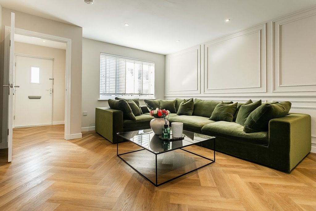 Property photo 3 of 30