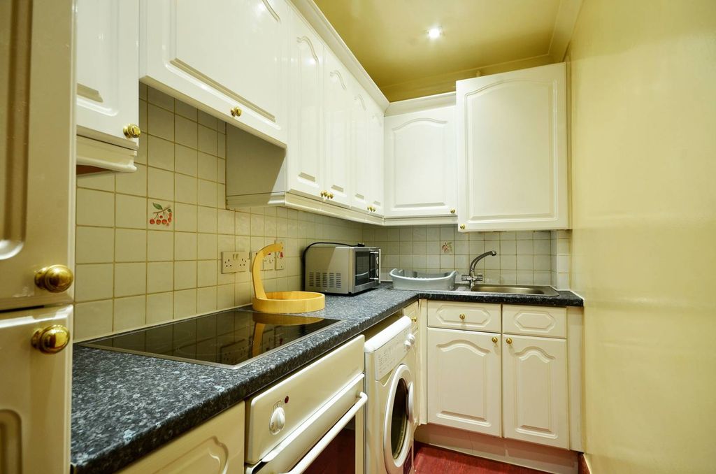 Property photo 1 of 6