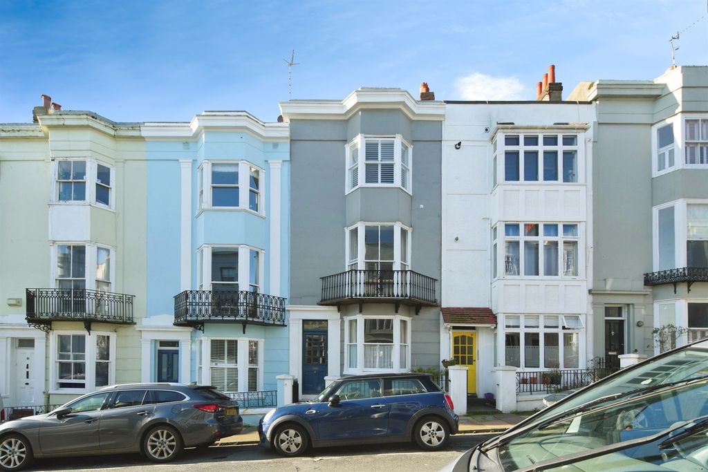 Property photo 1 of 29