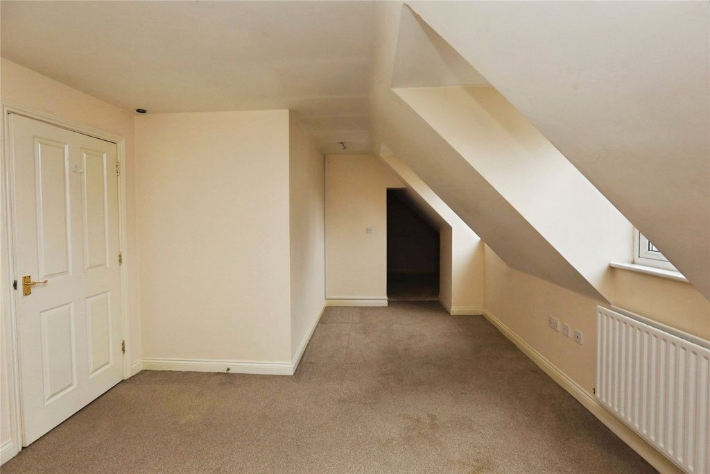 Property photo 3 of 15 Bedroom One