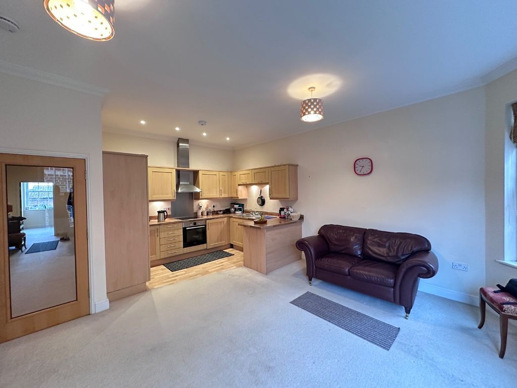 Property photo 3 of 9 4664022