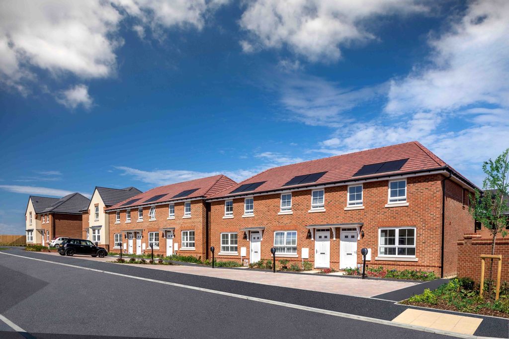 Property photo 1 of 9 Sholden Meadows Street Scene