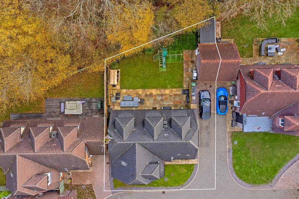 Property photo 1 of 26 3Elderberryclose-3.Jpg