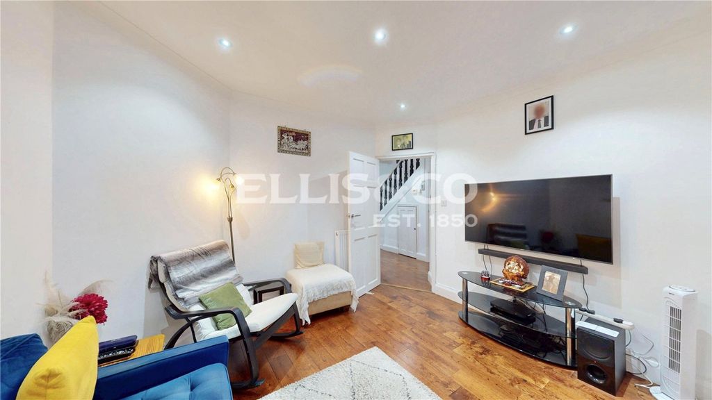 Property photo 3 of 14 Picture No. 04