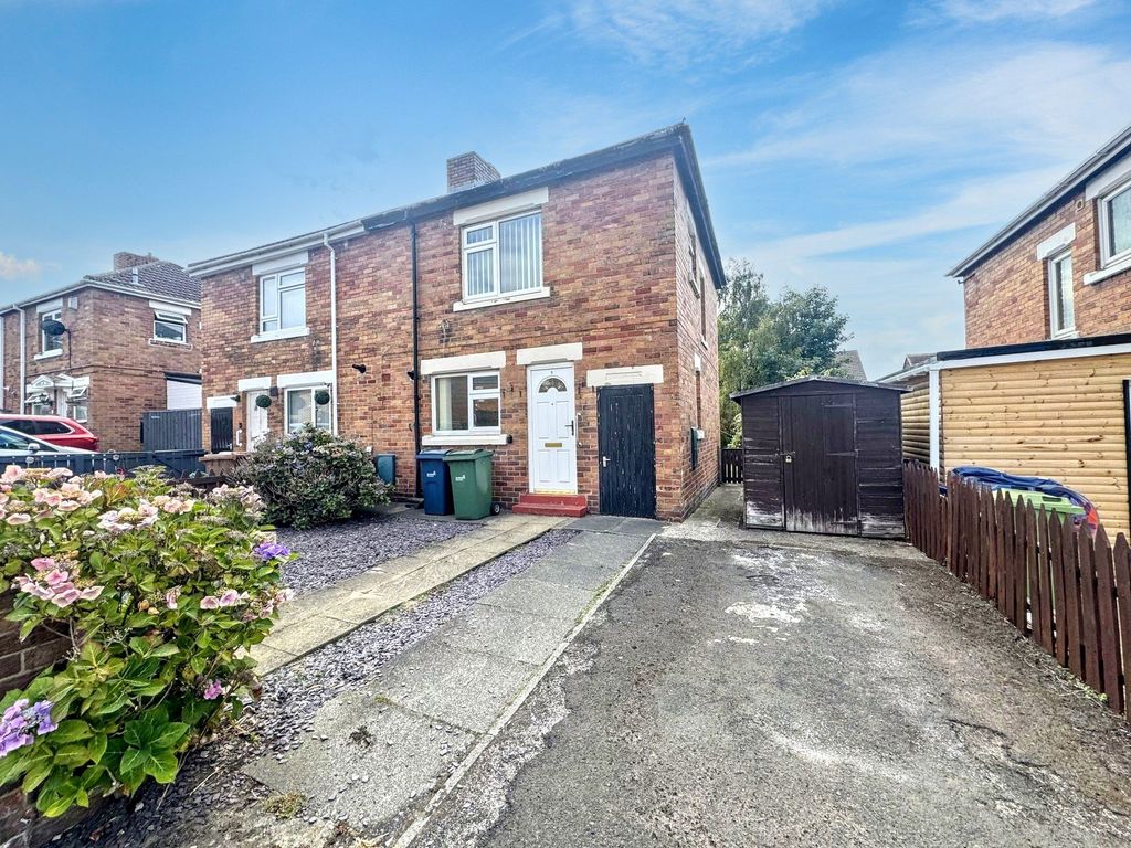 Property photo 1 of 18