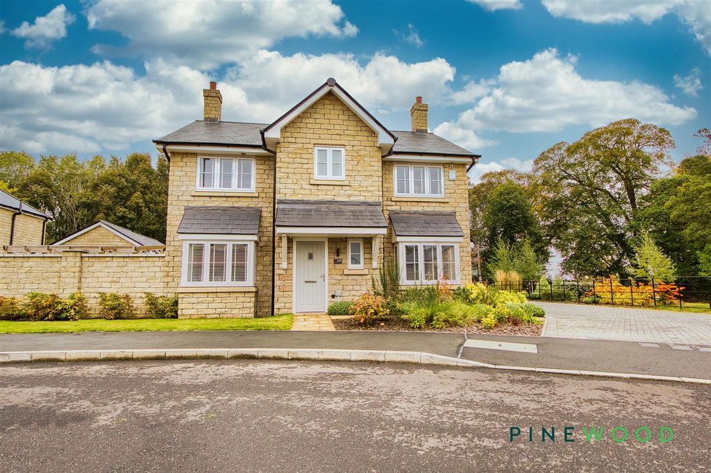 Property photo 1 of 33 Front