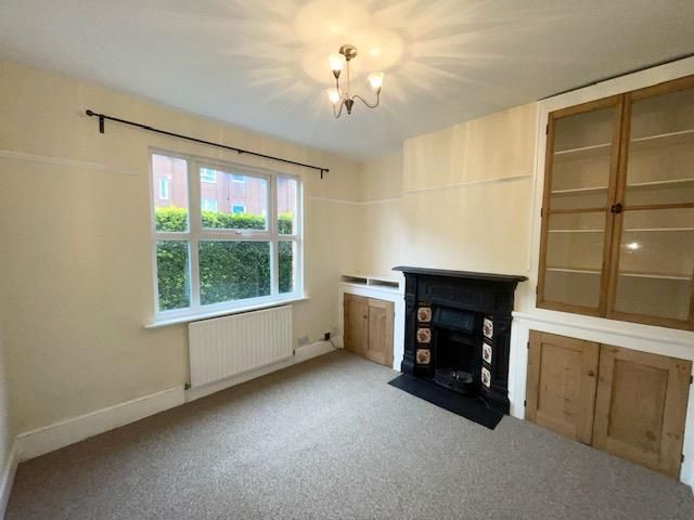Property photo 2 of 7 Living Room