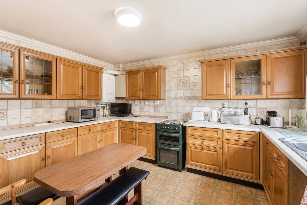 Property photo 2 of 11 Kitchen-Diner