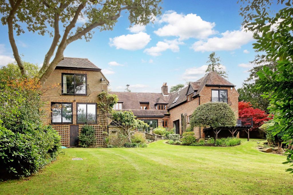 Property photo 1 of 27 Picture No. 33