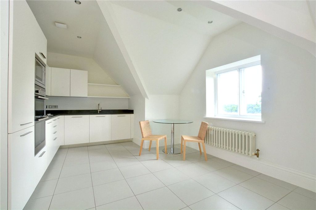 Property photo 3 of 16 Picture No. 04