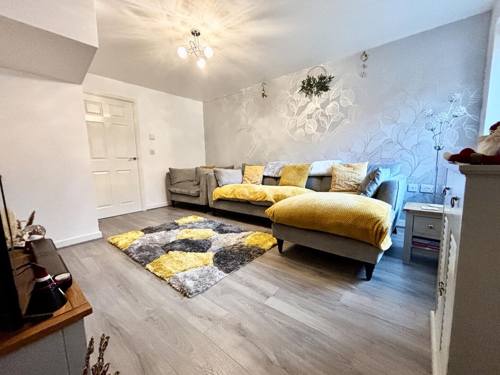 Property photo 2 of 19 Living Room