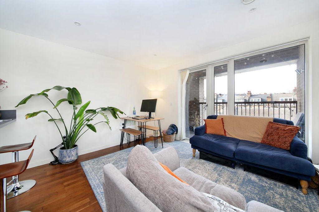 Property photo 3 of 8