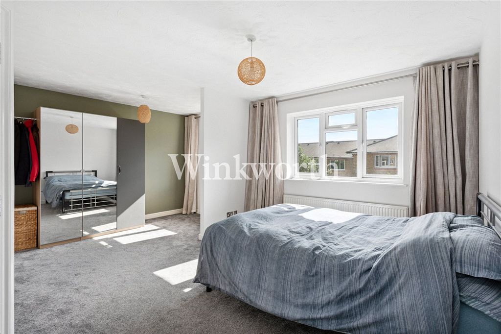 Property photo 3 of 14 Picture No. 09