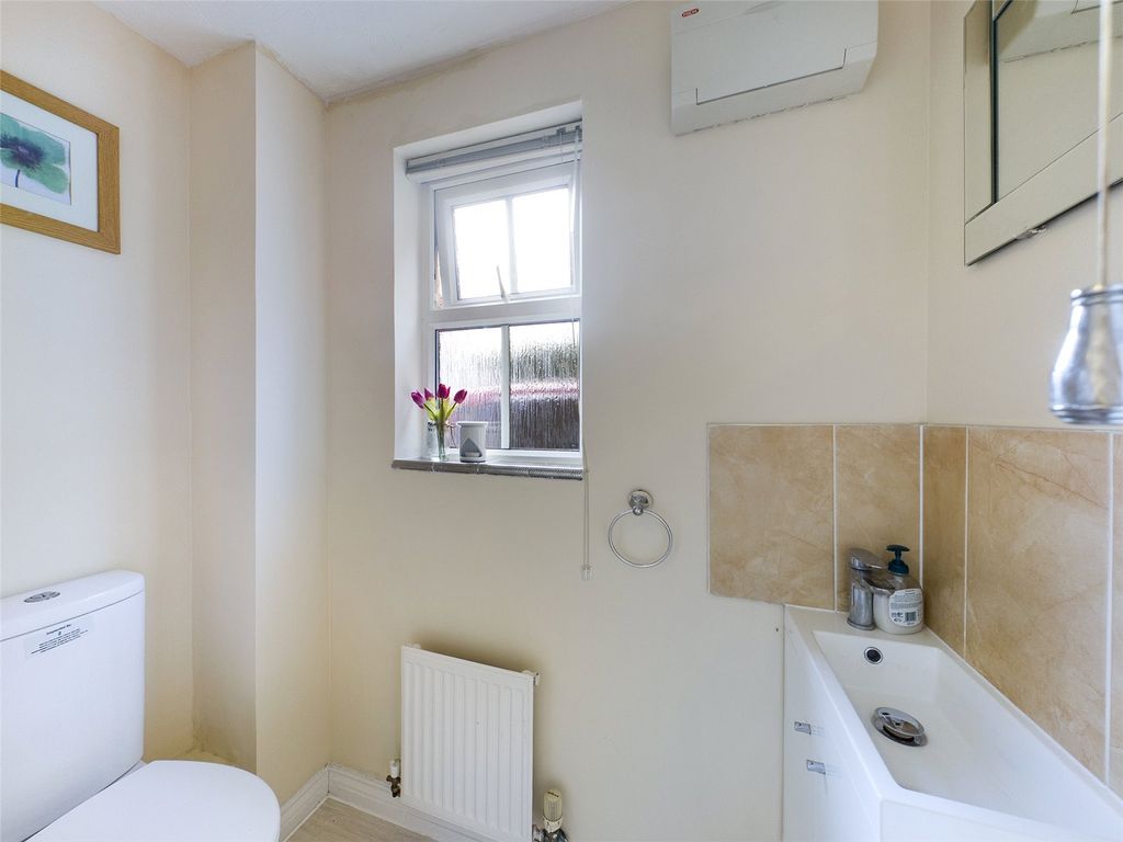 Property photo 3 of 16 Picture No. 03