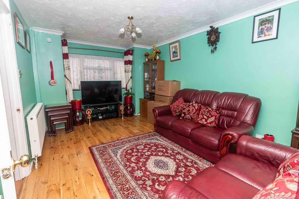 Property photo 2 of 15