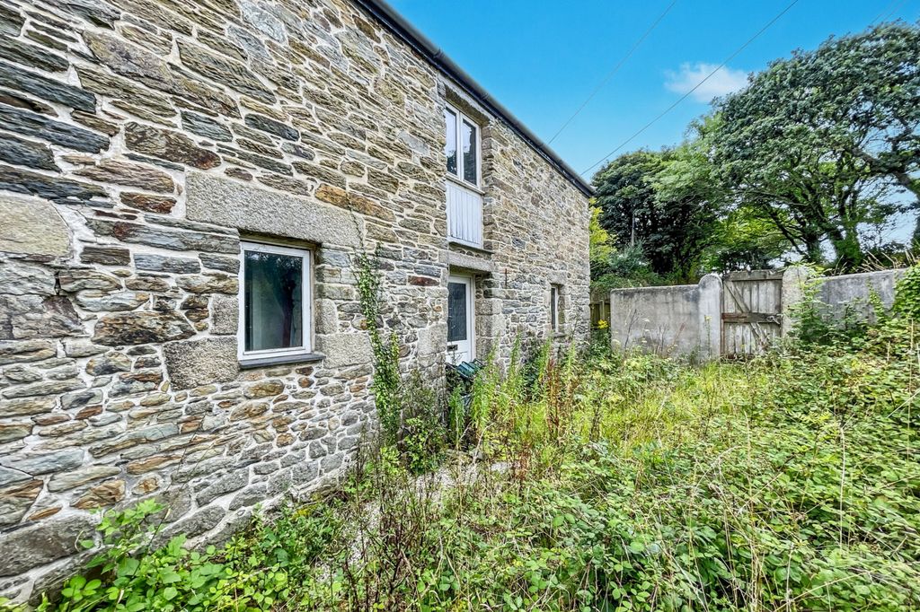 Property photo 3 of 27 Praze Barns, Green Lane, Helston, Cornwall, Tr13 0Sg