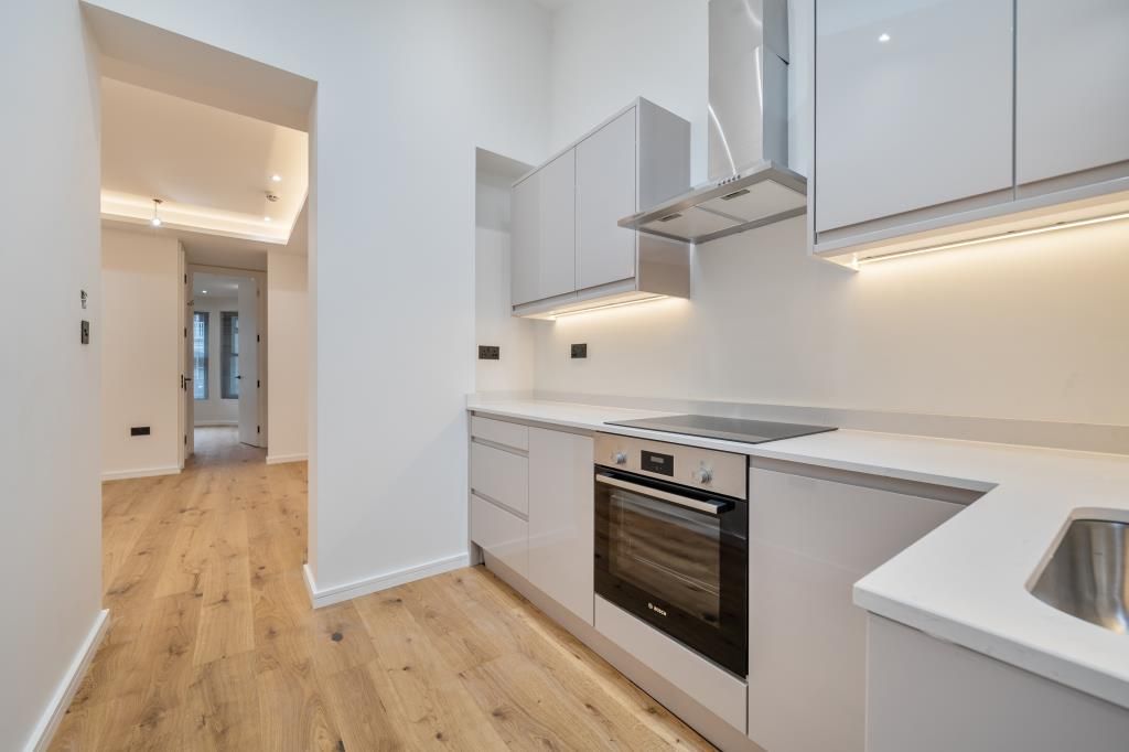 Property photo 3 of 14 Kitchen