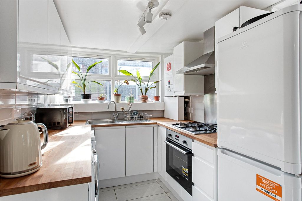 Property photo 2 of 7 Picture No. 06