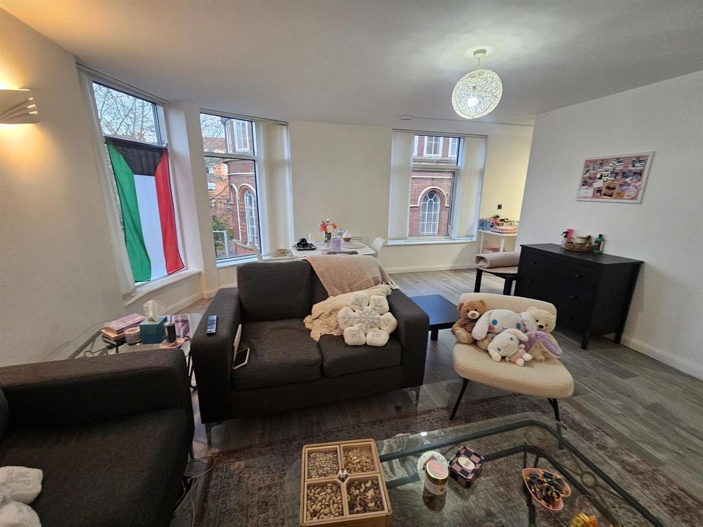 Property photo 1 of 17 495.Jpg