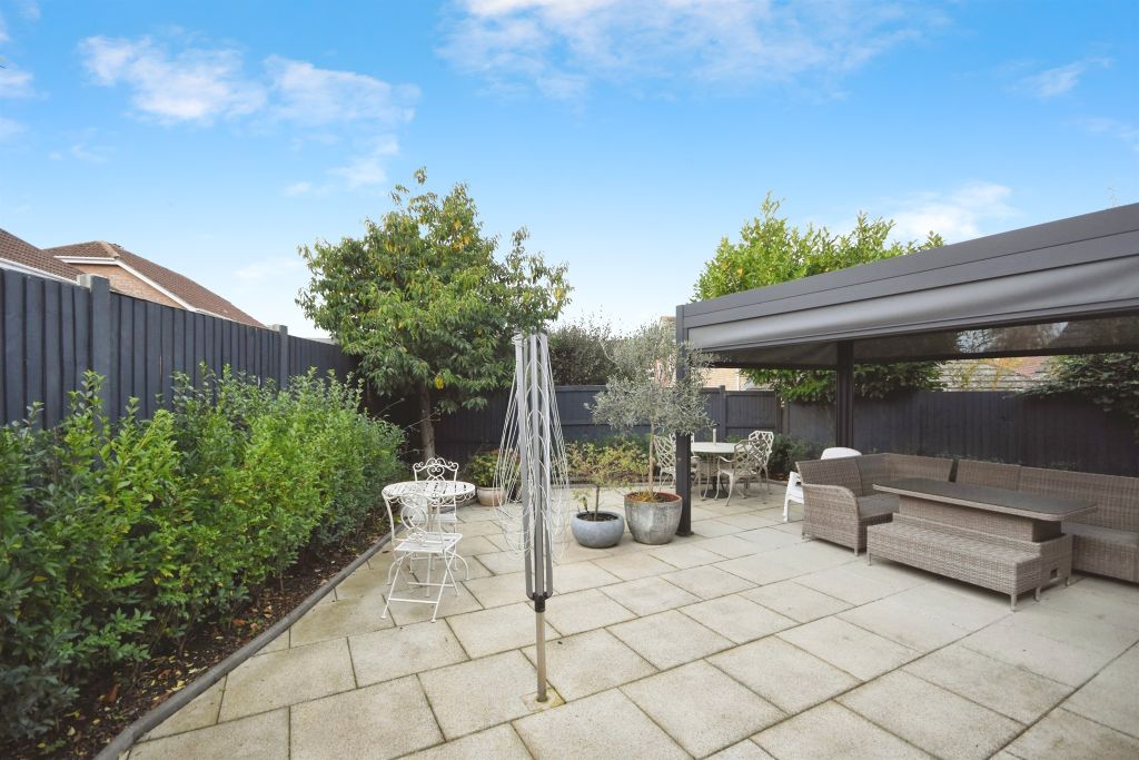 Property photo 3 of 16