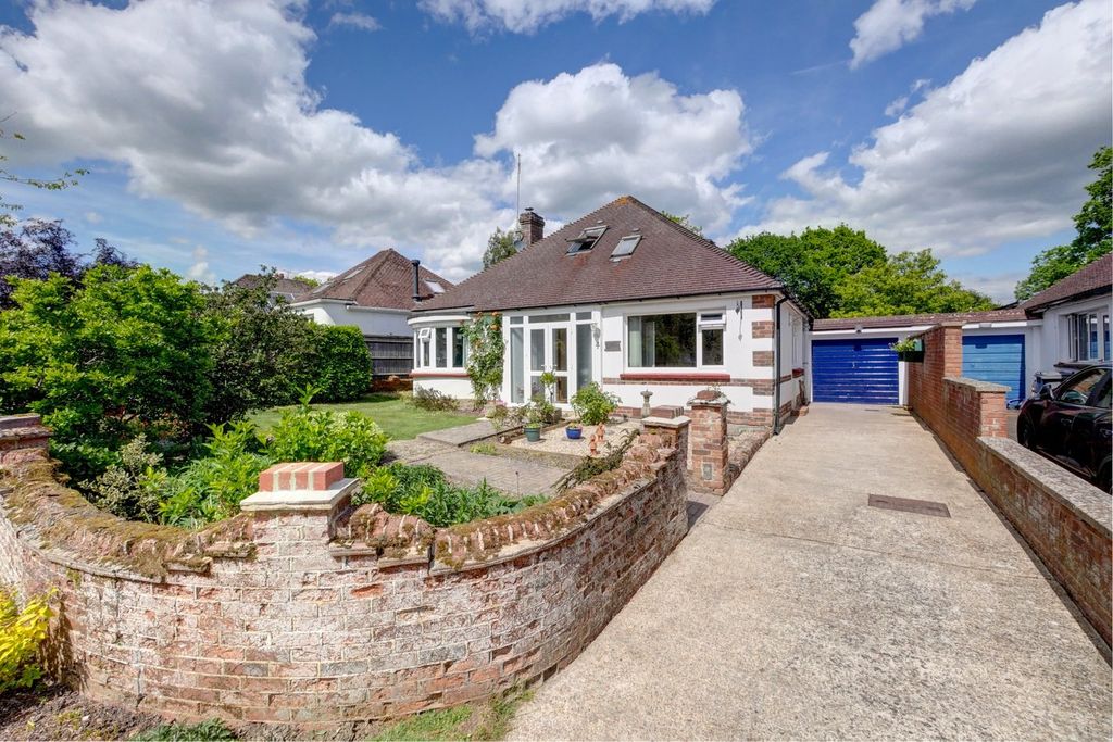 Property photo 1 of 34