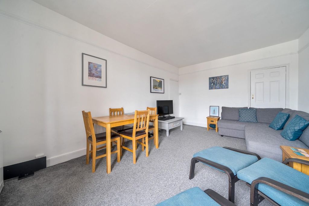 Property photo 3 of 19 1420716-19-69Aed08Caac6B.Jpg