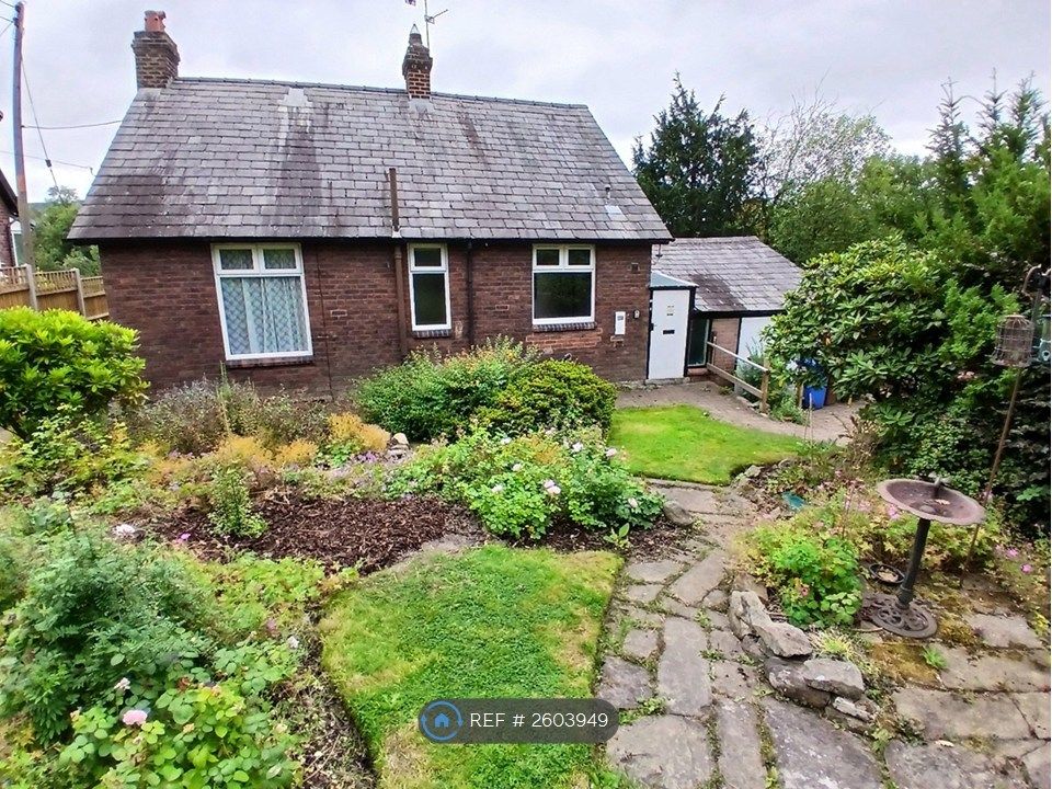Property photo 1 of 11 Front Garden