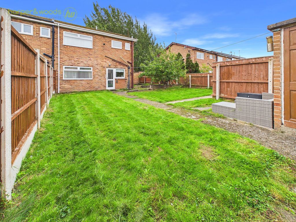 Property photo 3 of 35