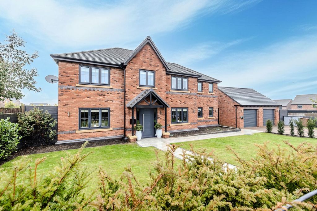 Property photo 1 of 45 9Montpellierdrivemedburnne200Eg-19