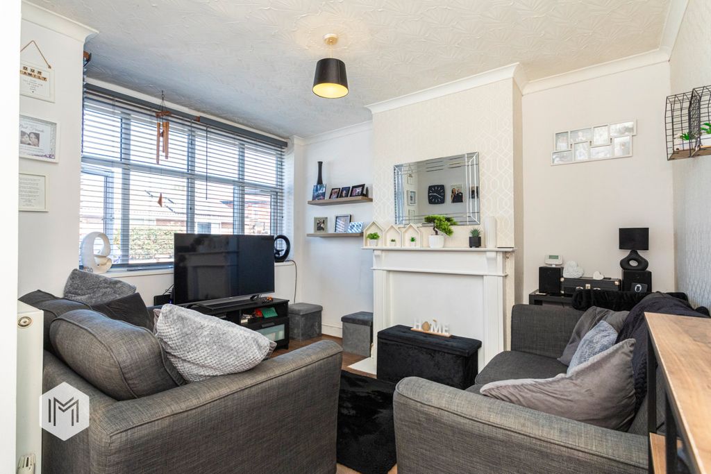 Property photo 2 of 19 Picture No. 02