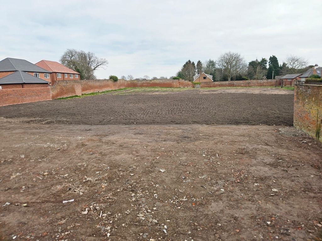 Property photo 3 of 6 Photo 5