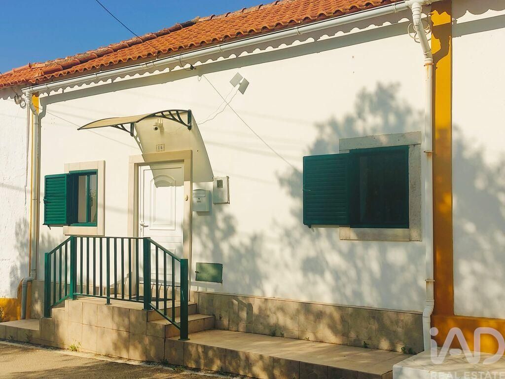 Property photo 1 of 39