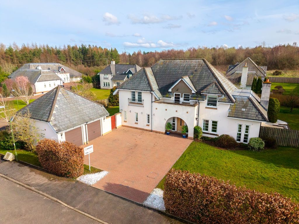 Property photo 1 of 57