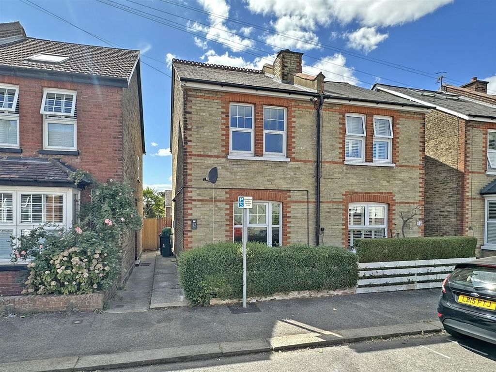 Property photo 1 of 14