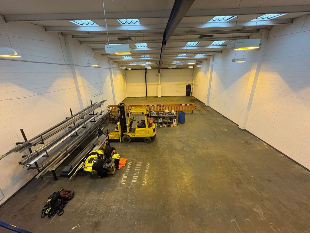 Property photo 3 of 8 Photo 6