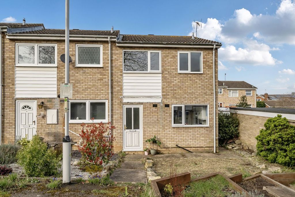 Property photo 1 of 12