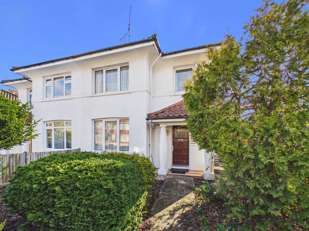 Property photo 1 of 20