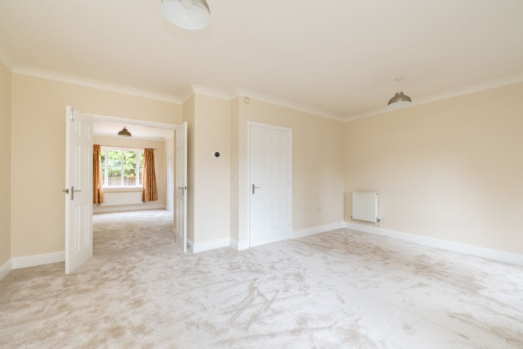 Property photo 3 of 19 Picture 3