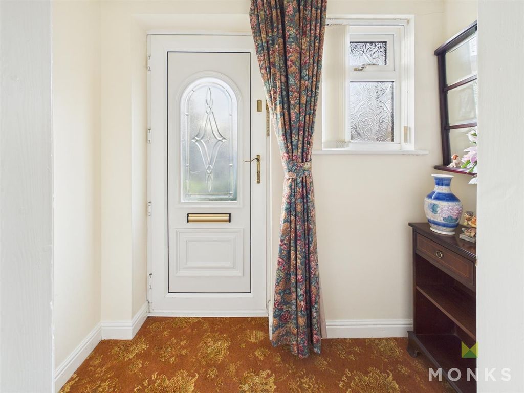 Property photo 3 of 22 Cam01420G0-Pr0810-Still001.Jpg