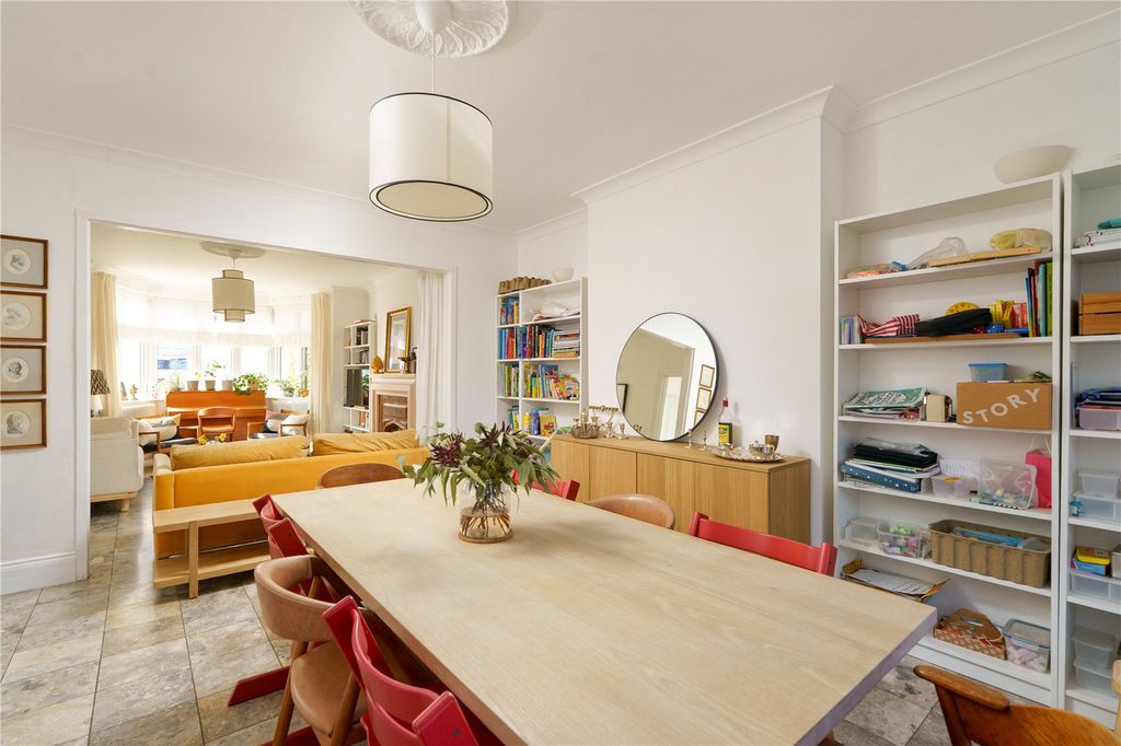 Property photo 1 of 16 Picture No. 03
