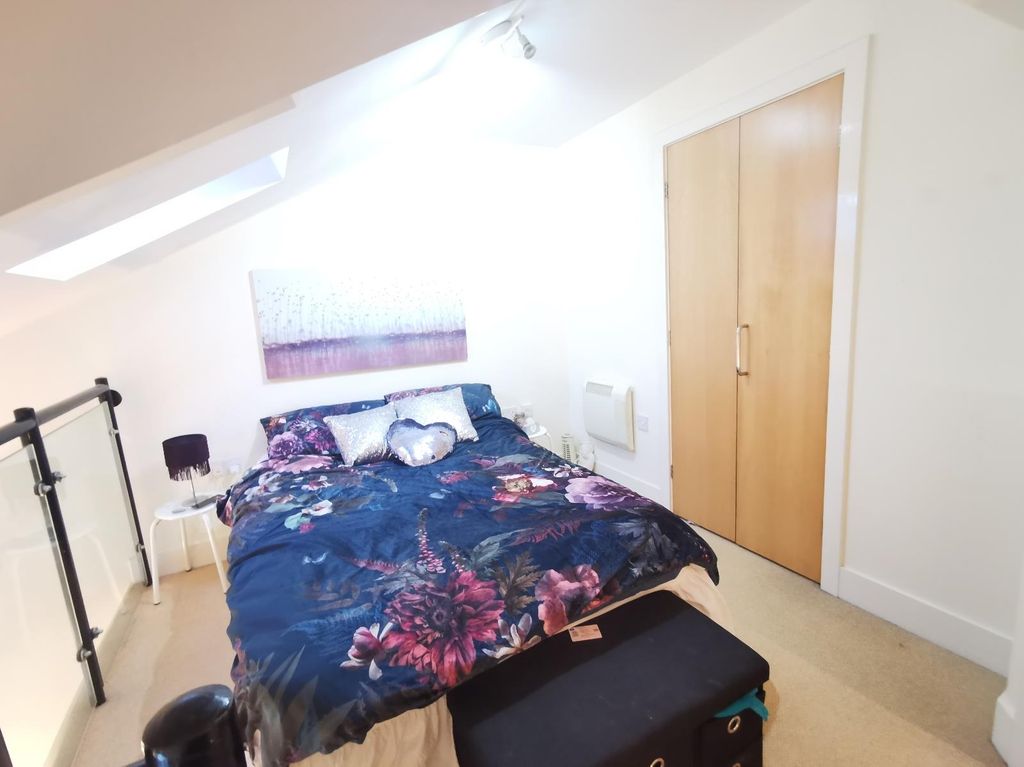 Property photo 3 of 11 0 General