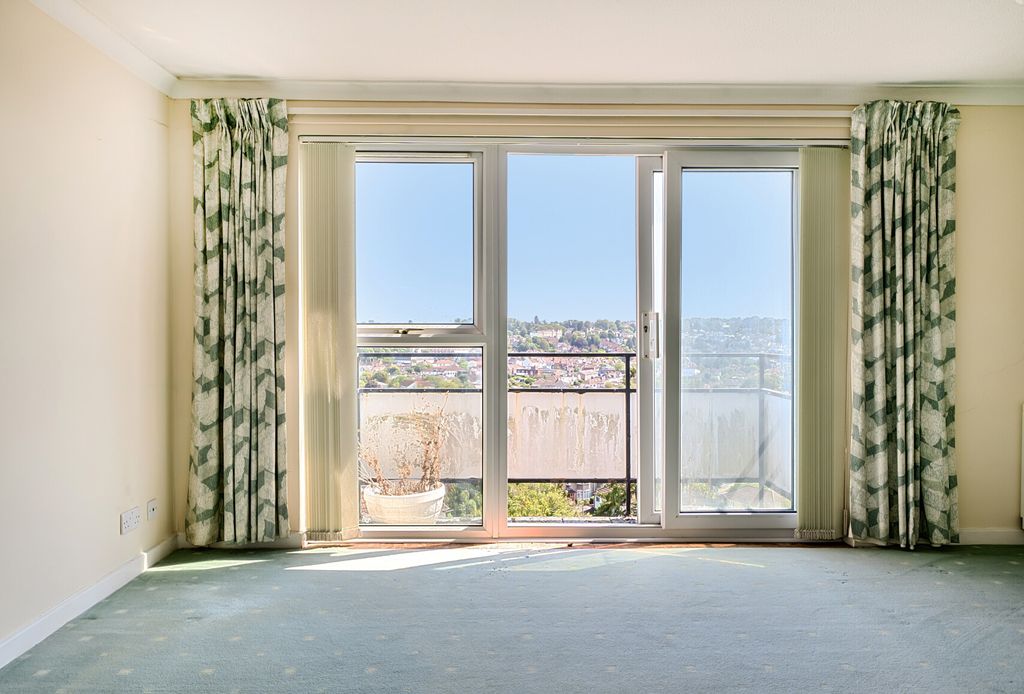 Property photo 2 of 17 1498697 (8).Jpg