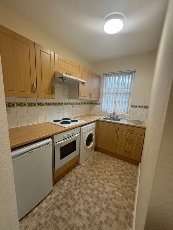 Property photo 3 of 7