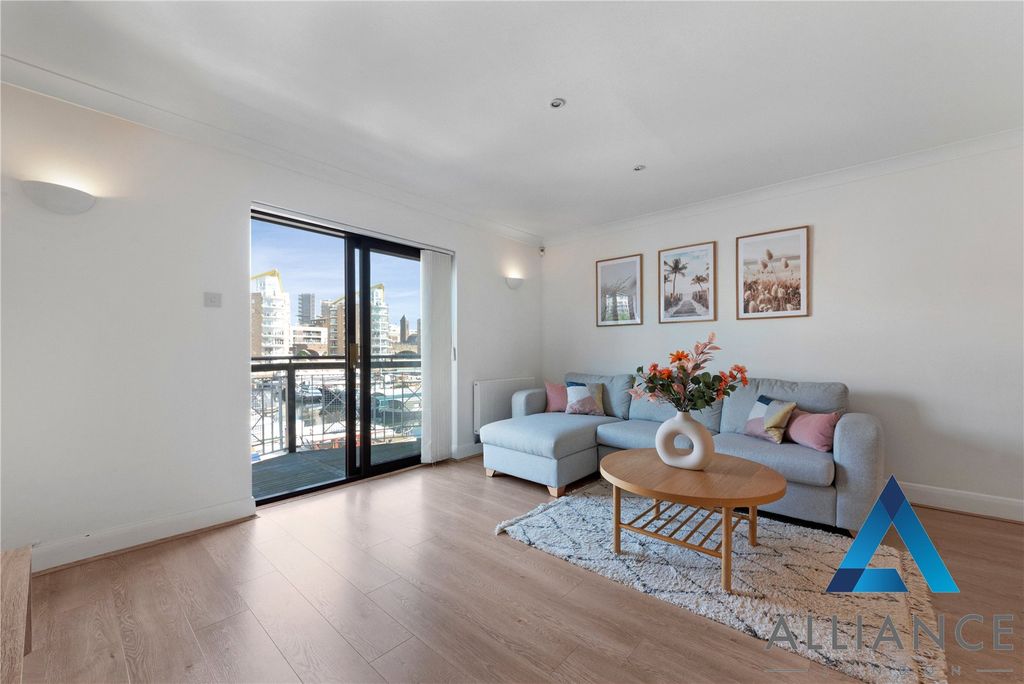 Property photo 2 of 36 Picture No. 02