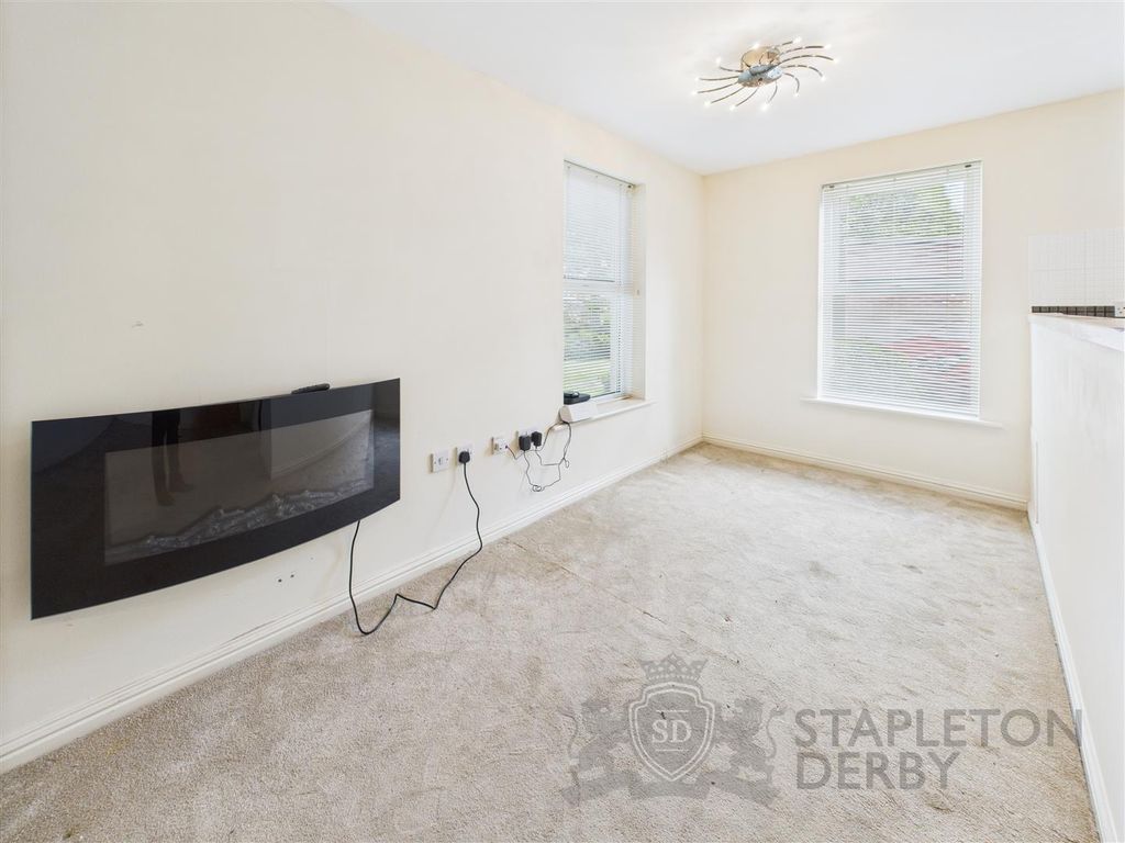 Property photo 3 of 9 Cam04709G0-Pr0199-Still004.Jpg