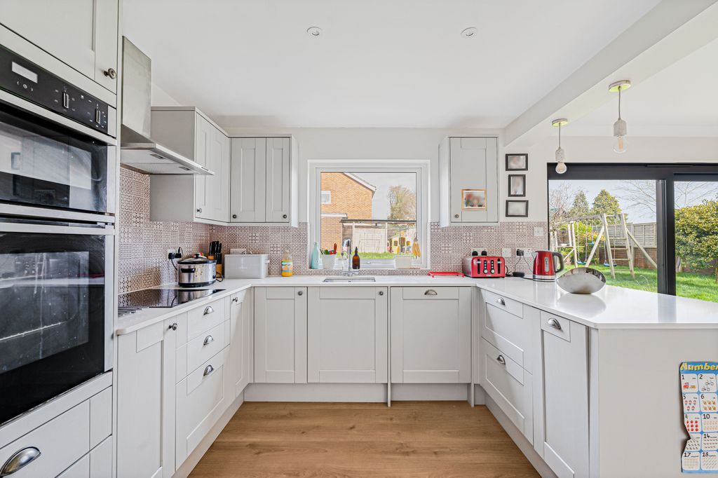 Additional image 5 of 4 bed link detached house for saleMoggs Mead, Petersfield, Hampshire GU31